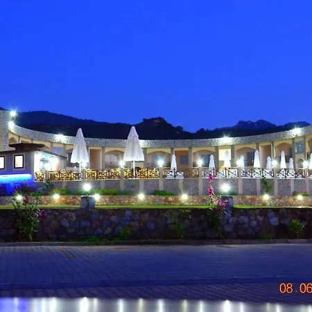 Kaplica On A Sandy Beach Hotel Trikomo